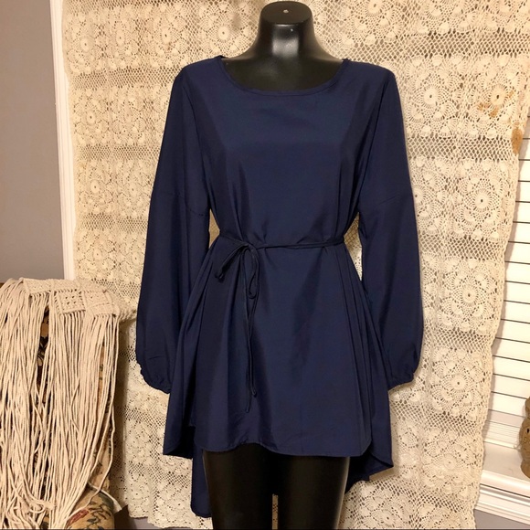 Tops - Navy High Low Top